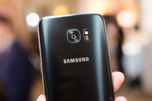 Специалисты DxOMark назвали камеру Samsung Galaxy S7 Edge лучшей из всех протестированных ими мобильных камер