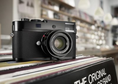 Компания Leica представила новую оригинальную цифровую камеру M-D Typ 262