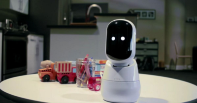 Компания Samsung показала танцующего робота-помощника с проектором