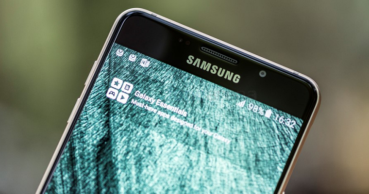 В сеть утекли «живые» фото смартфона Samsung Galaxy C5