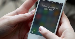 Siri клятвенно хранит тайну о WWDC