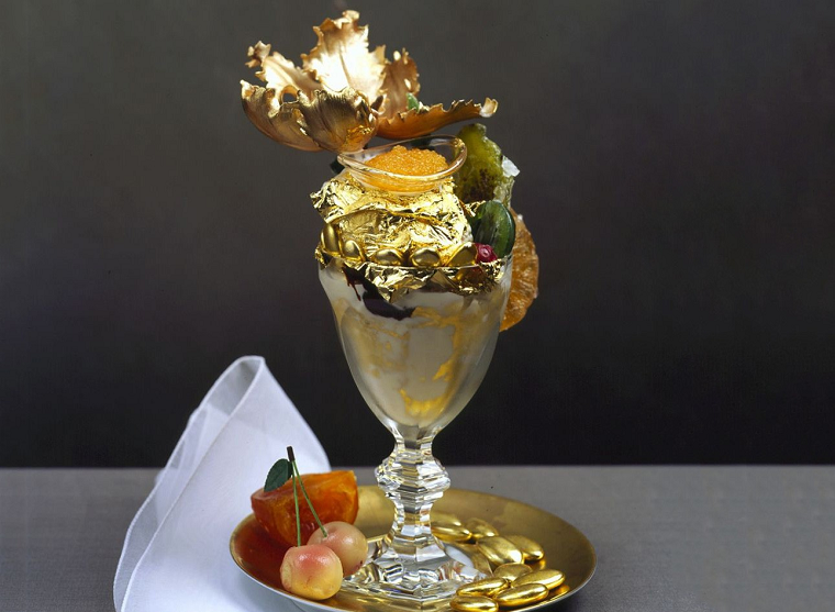 фото Самое дорогое съедобное мороженое-тысяча долларов