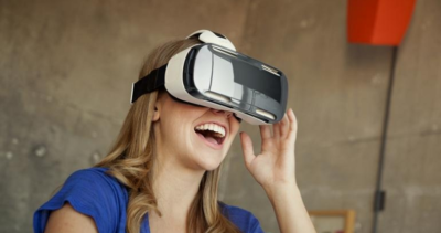 Компания Samsung планирует выпустить самодостаточный VR-шлем Odyssey