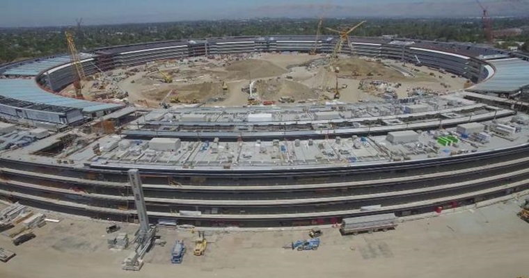 Компания Apple занимается строительством своего нового футуристичного кампуса