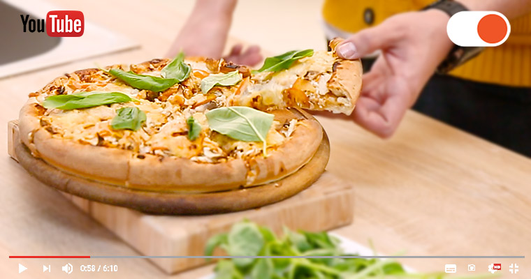 Готовим Итальянскую Пиццу с базиликом — Криворукий повар #25