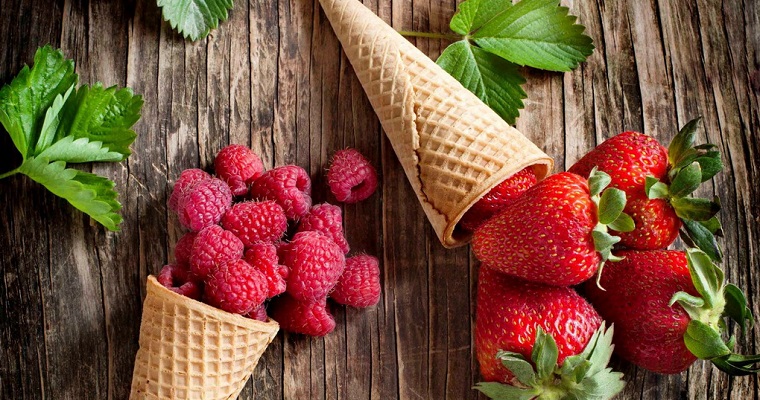 Вкусное лето: как красиво подать фрукты и ягоды