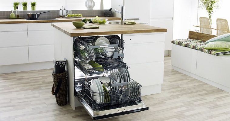 Як вибрати посудомийну машину, яка працює ефективно й економічно
