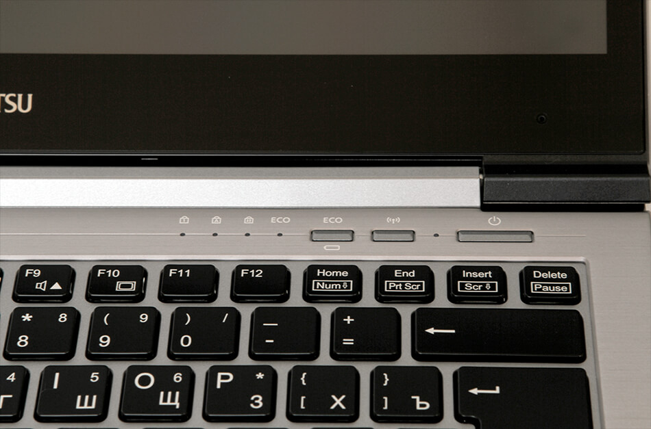 Легкие и тонкие лучшие ноутбуки для тех, кто постоянно в пути - ультрабук для бизнеса