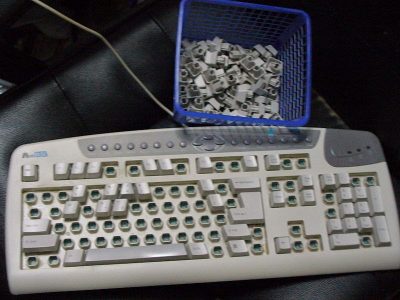 Разборка и чистка клавиатуры