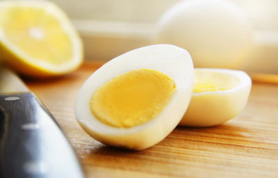 Як зварити яйця вкруту