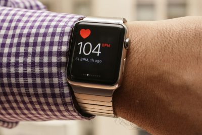 Часы Apple Watch помогли скептику обнаружить проблемы с сердцем