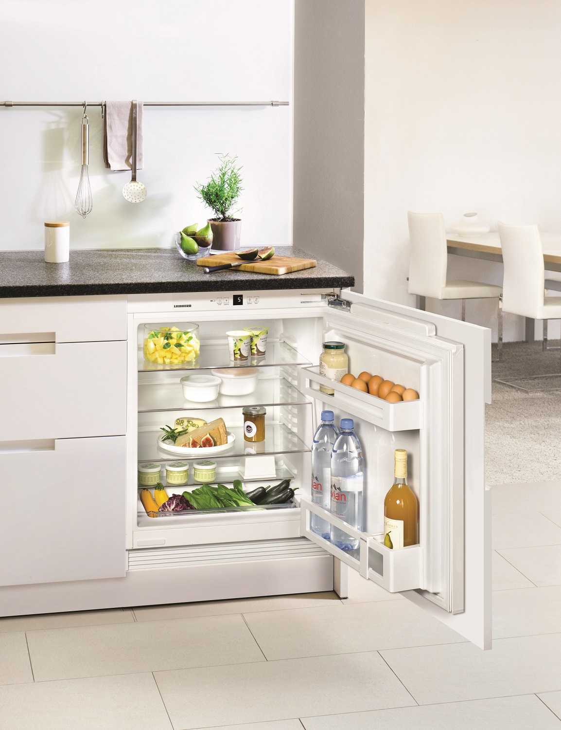 Выбираем маленький холодильник - однокамерный холодильник в интерьере