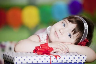 Що подарувати дівчинці на 5 років. 25 ідей цікавих подарунків від блогу Comfy