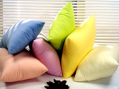 Как стирать подушки из разных материалов