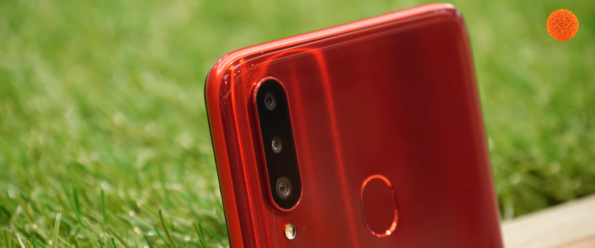 Samsung ВЫСТРЕЛИЛ очередным бюджетником | Обзор Galaxy A20s | Блог Comfy