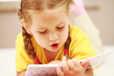 як навчити дитину читати