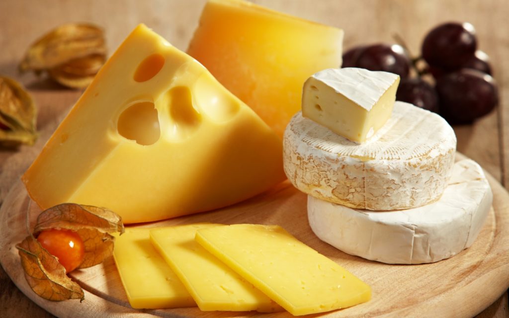 Как правильно хранить сыр? 15 правил и советов