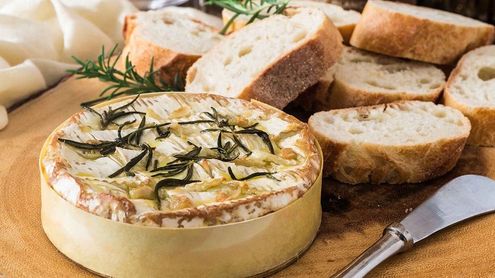Camembert-запеченный сыр