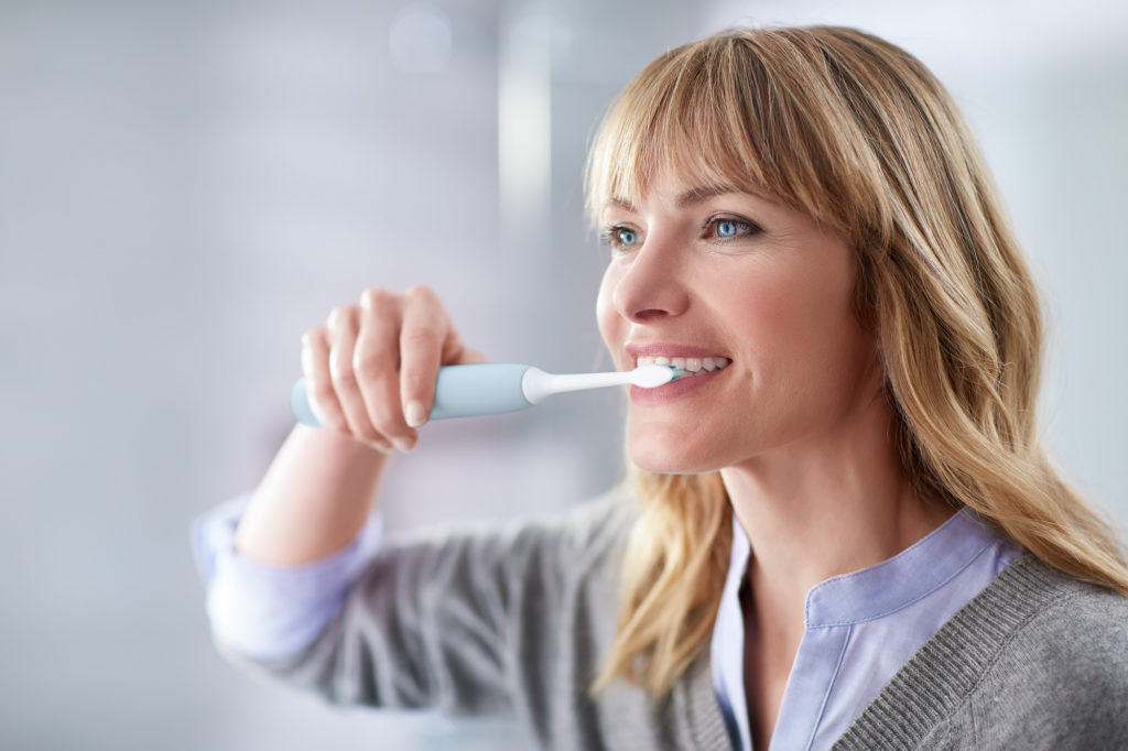 Электрические зубные щётки — Преимущества и недостатки
