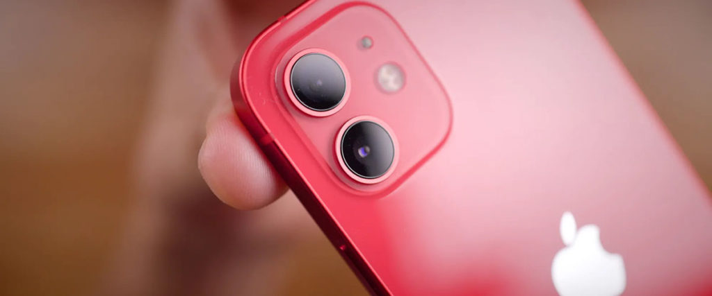 С выходом iOS 15 iPhone научатся удалять блики объектива с фото
