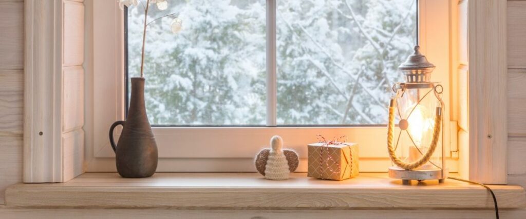 Як утеплити вікна на зиму, щоб із них не дуло — корисні поради від Блогу COMFY