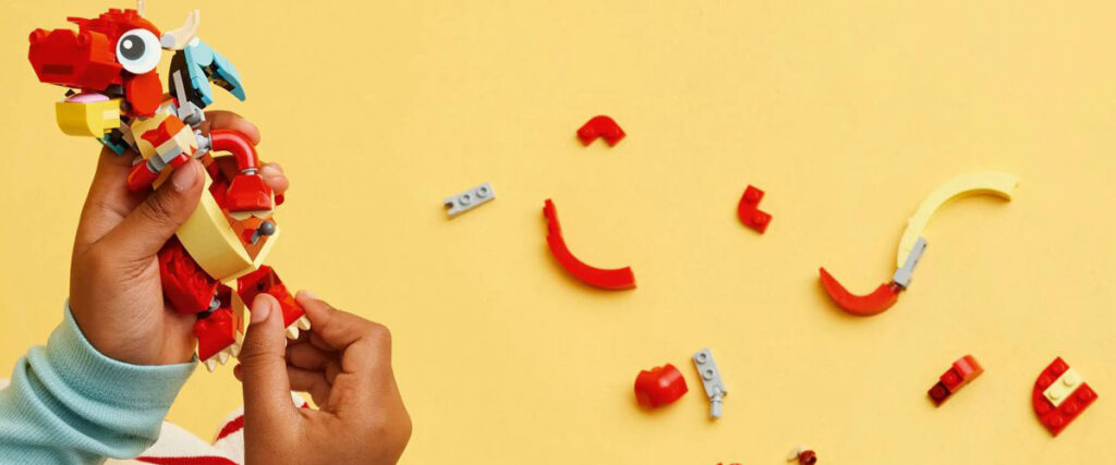 Международный день LEGO в КОМФИ. Узнай больше и получи скидку на конструкторы!