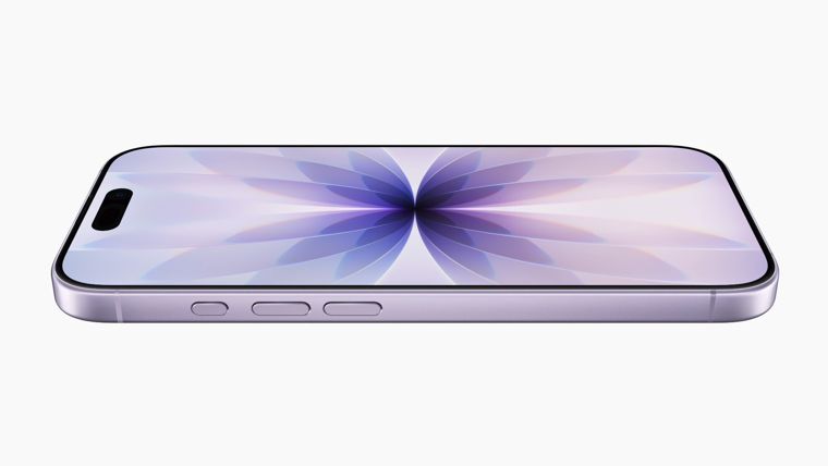 iPhone 17 сбоку